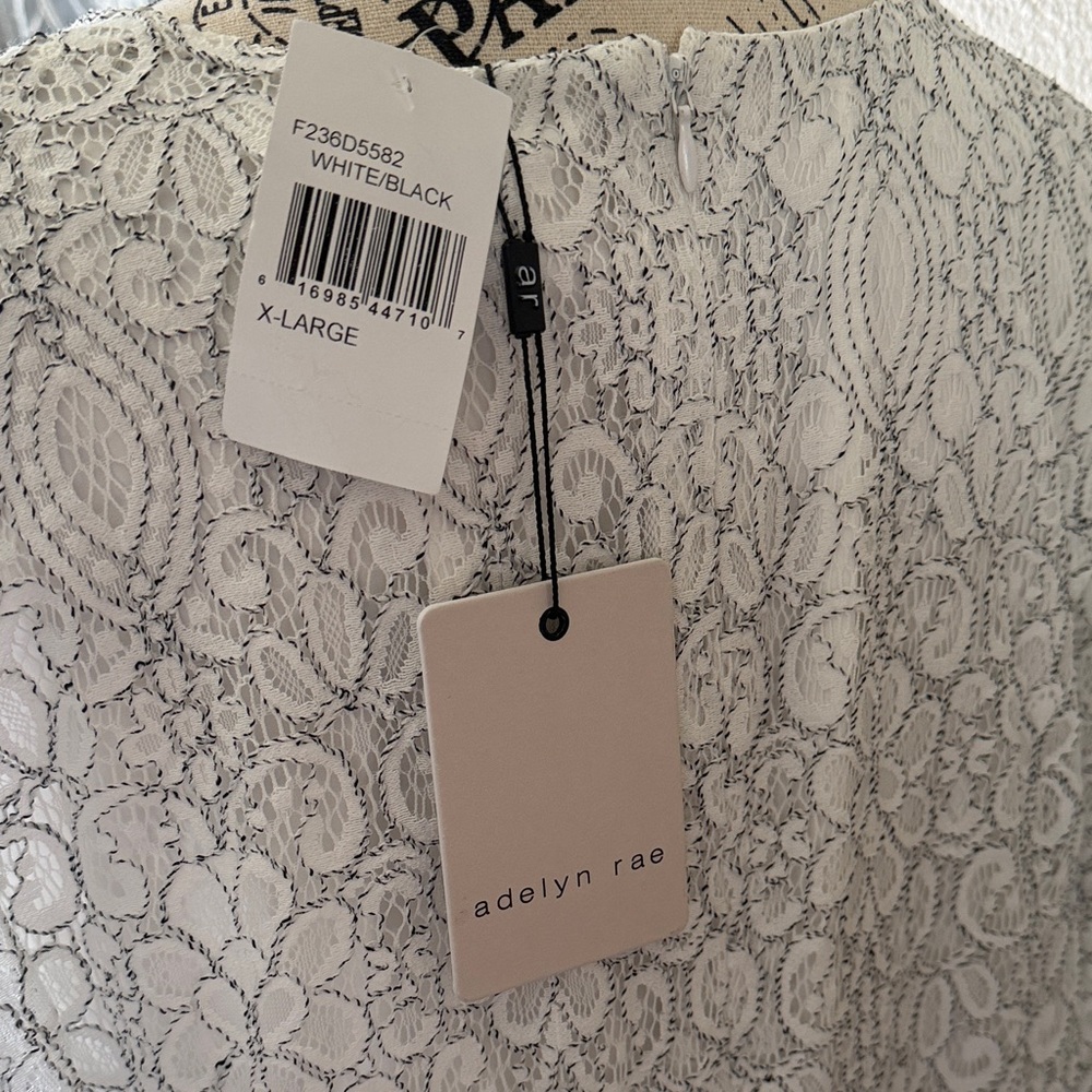 Adelyn Rae White Lace Midi Dress - Picture 4 of 7
